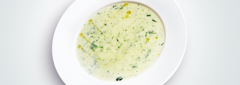 Kartoffel-Bärlauch-Suppe mit Leindotteröl - cs