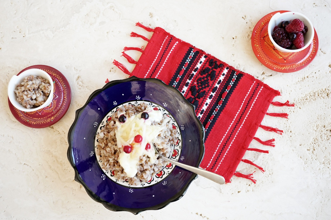 Buchweizenbrei mit Joghurt und Apfel - cs