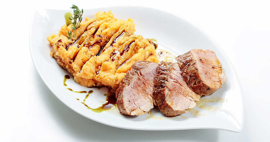 Schweinefilet in Birnenbalsamicokruste mit Pödör Rapsöl und Pödör Birnenbalsamico - cs