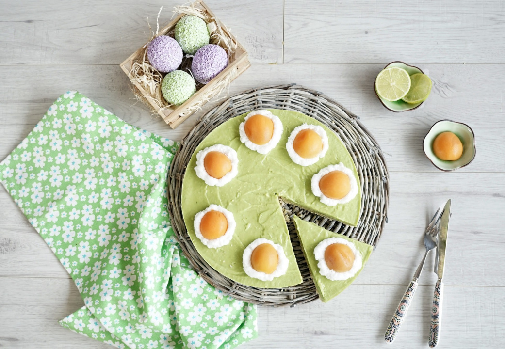 Rohe Avocado-Torte mit Limetten und Mandelöl - cs