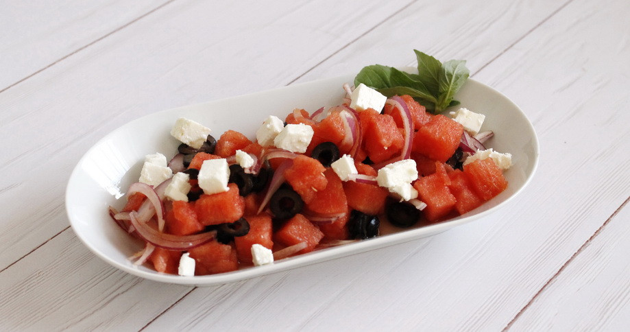 Melonensalat mit Traubenkernöl und Feta - cs