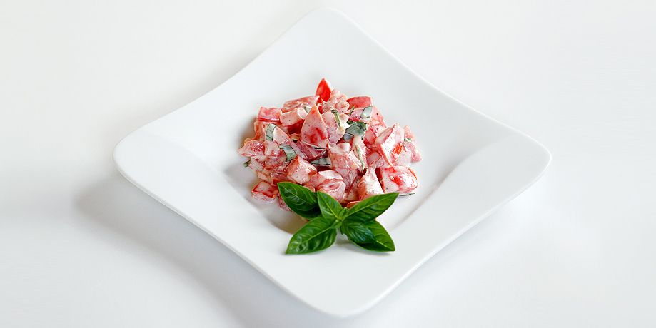 Tomatensalat mit Pödör Distel- und Leinöl - cs