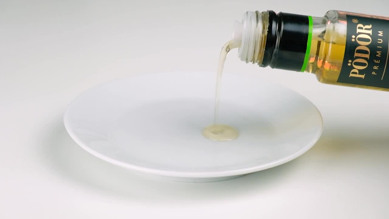 Bílé vinné balsamico
