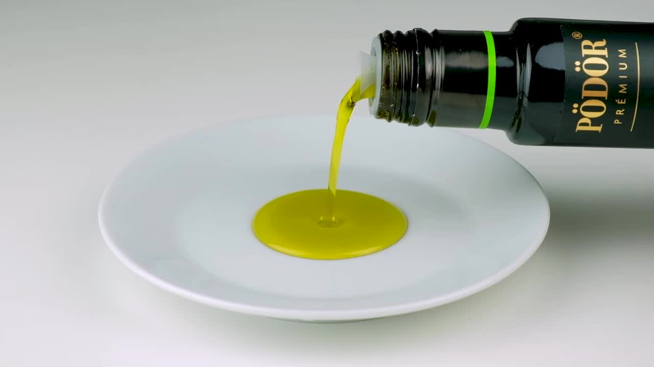 Bio konopný olej za studena lisovaný
