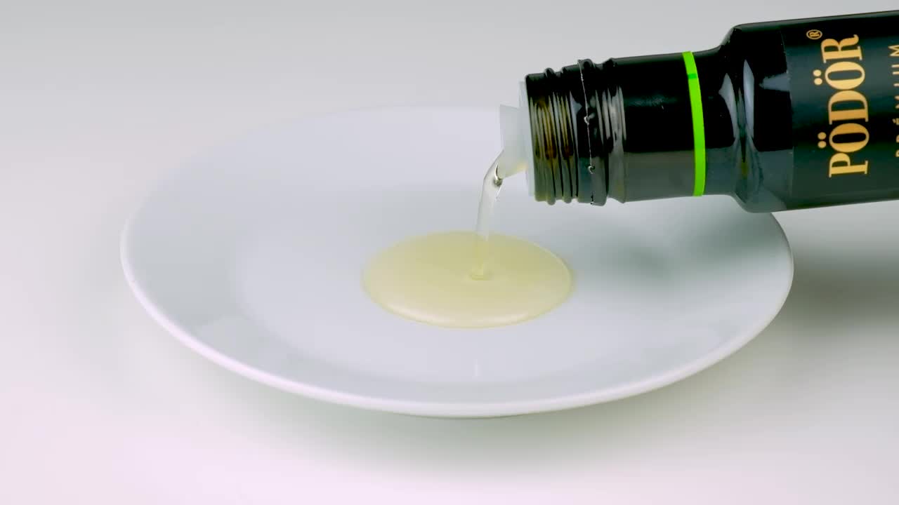 Bio Slunečnicový olej za studena lisovaný