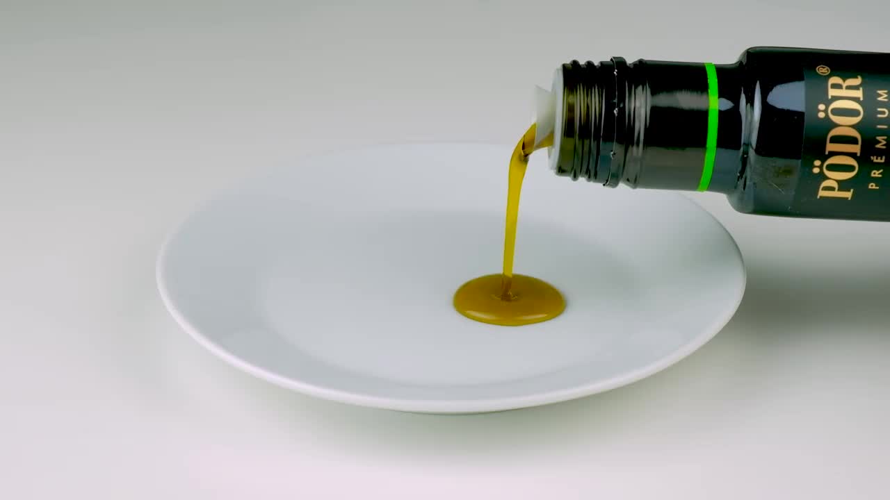 Pistáciový olej za studena lisovaný
